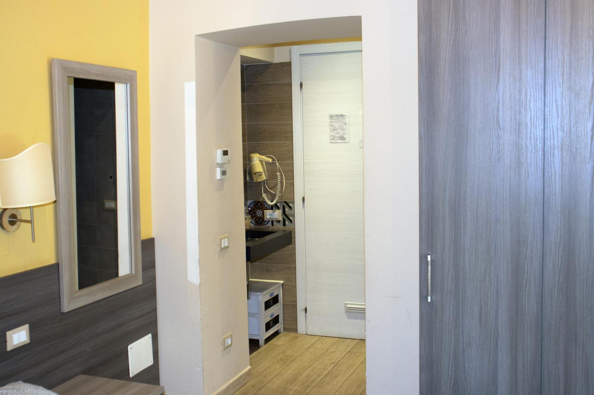 Albergo Locanda Diana Genoa Ngoại thất bức ảnh