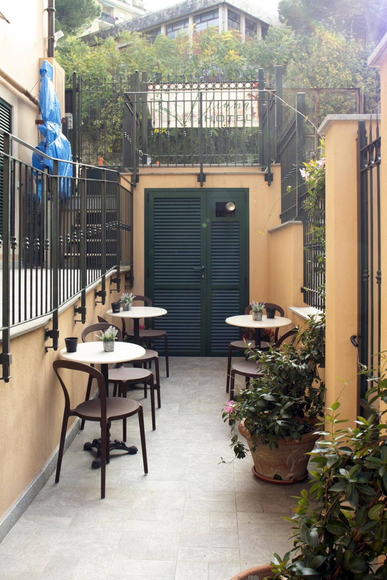 Albergo Locanda Diana Genoa Ngoại thất bức ảnh